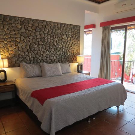 Los Suspiros Hotel Boutique By Rotamundos Comala Екстериор снимка