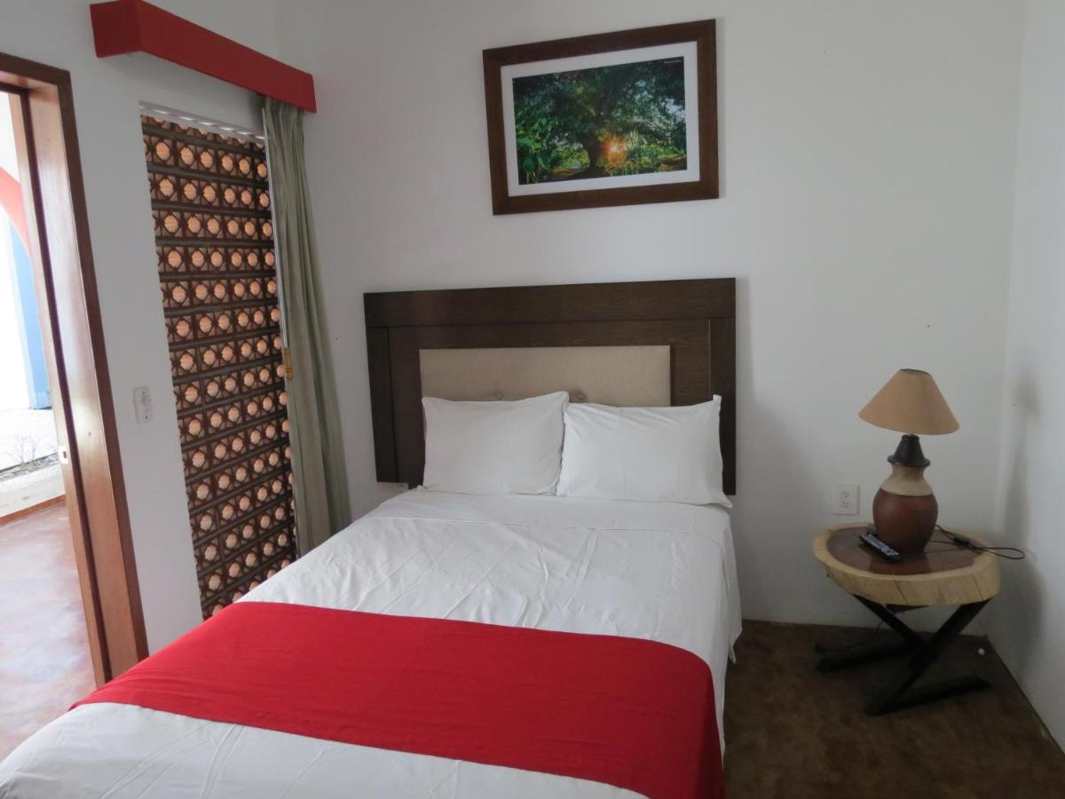 Los Suspiros Hotel Boutique By Rotamundos Comala Екстериор снимка